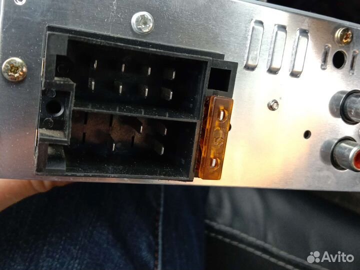 Магнитола maxoni MX-220