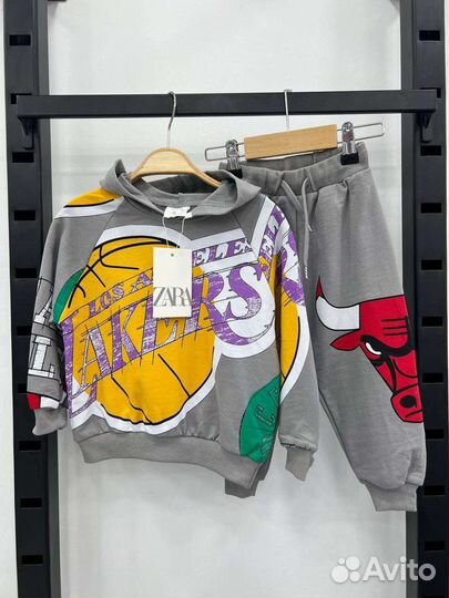 Костюм на мальчика Zara