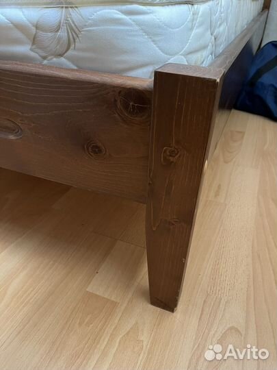 Кровать б/у