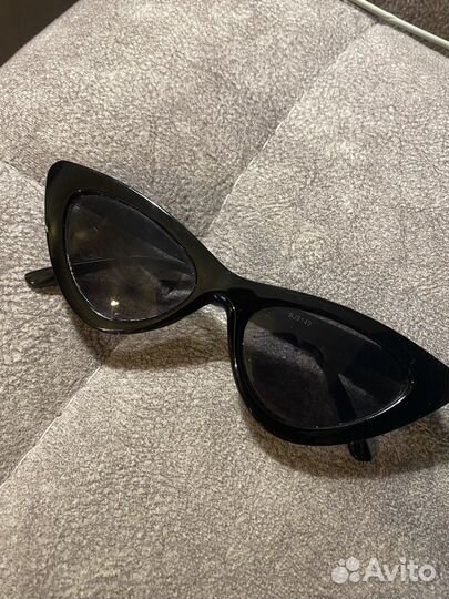 Солнцезащитные очки