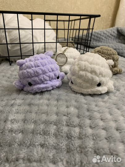 Вязанные игрушки / брелки ручной работы