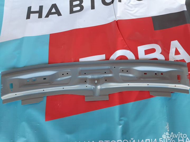 Skoda Усилитель крыши 5L0817123A VAG