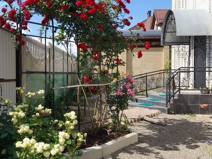 Дом 235 м² на участке 10 сот.