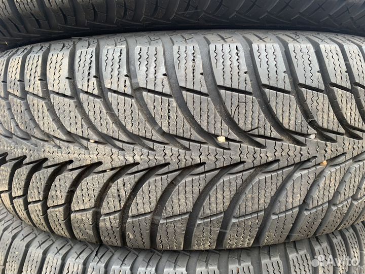 Goodyear UltraGrip Ice+ 215/65 R16