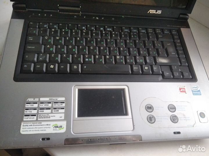 Ноутбук asus