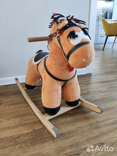 Качалка лошадь