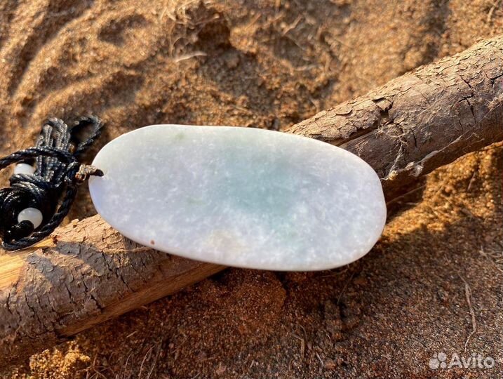 Подвеска «Гуаньинь» нефрит/жадеит