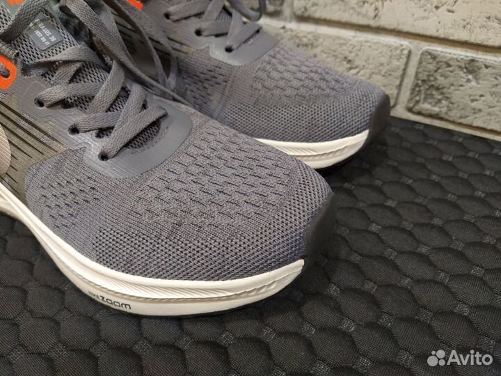 Кроссовки Nike zoom