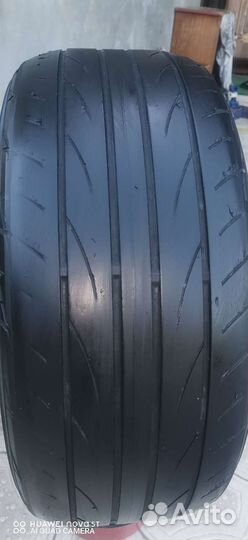 Yokohama Advan Fleva V701 195/50 R15