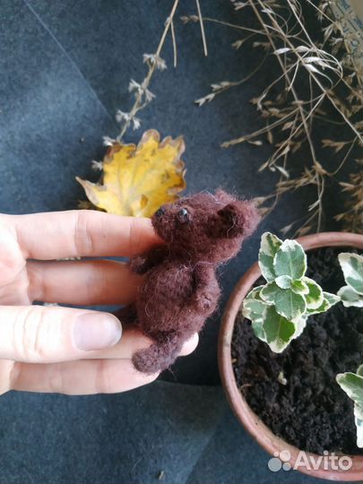 Коллекционные игрушки - миниатюрные мишки Тедди