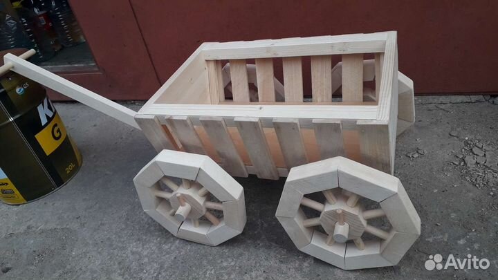 Телега деревянная декоративная