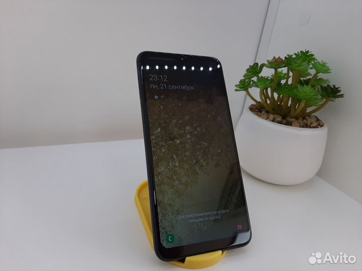 Samsung Galaxy A10, 2/32 ГБ