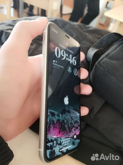 iPhone Xr, 64 ГБ