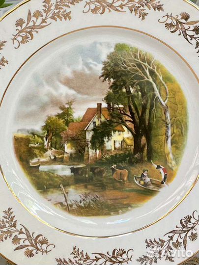 Декоративная тарелка от Barrats of Staffordshire