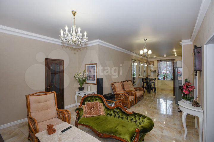 4-к. квартира, 160 м², 2/8 эт.