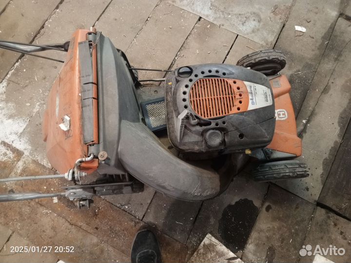 Газонокосилка бензиновая на запчасти