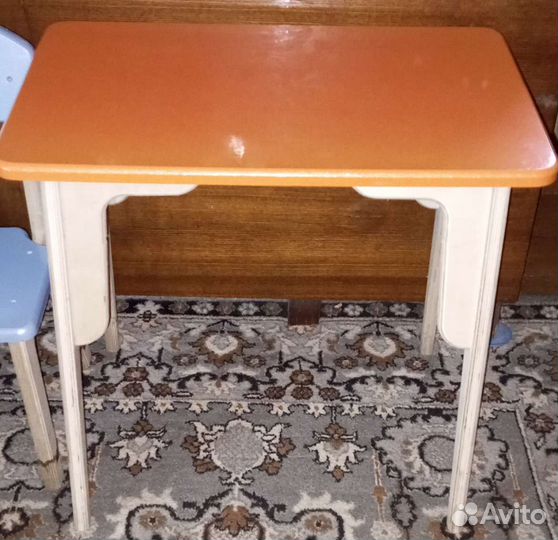 Детский столик и стульчик