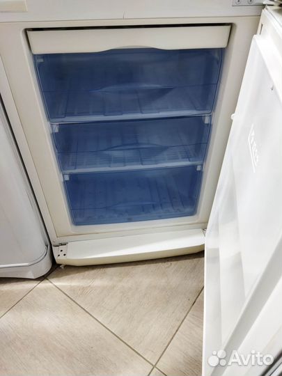 Продам холодильник ardo