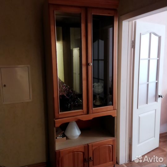 Мебельная стенка, фасад - натуральное дерево