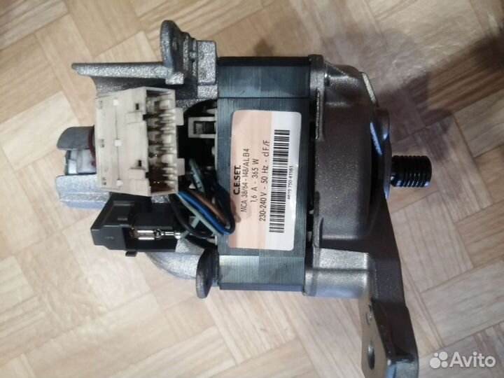 Двигатель стиральной машины Whirlpool