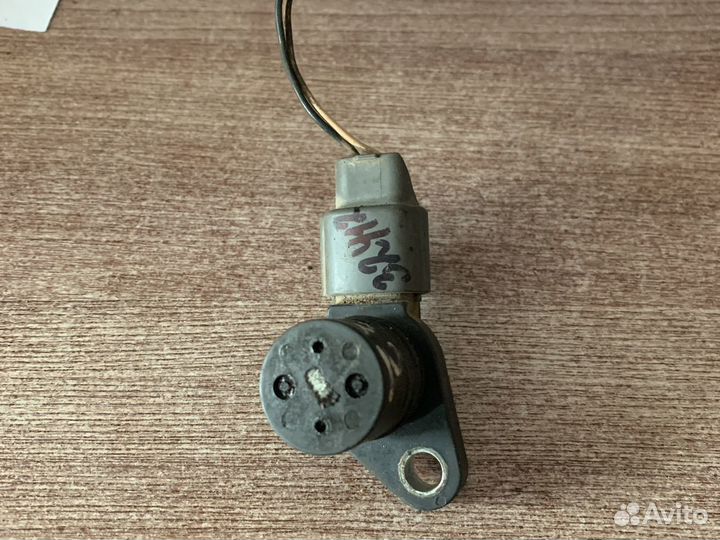 Датчик распредвала Ниссан Максима А32