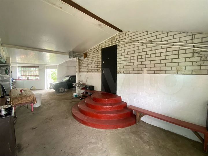 Дом 162,5 м² на участке 7,6 сот.