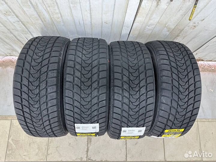 Delinte Winter WD1 215/55 R17