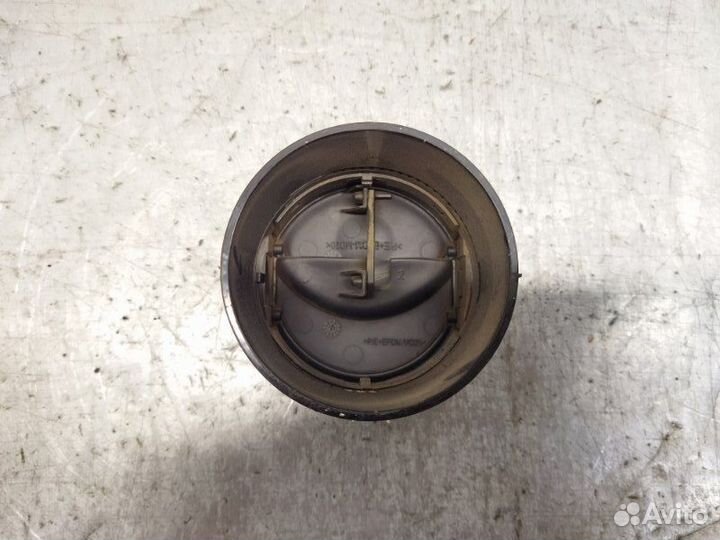 Дефлектор воздушный Renault Duster универсал 2.0