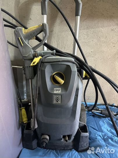 Апарат высокого давления Karcher Professional