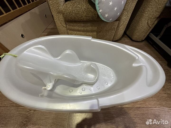 Ванночка для купания с горкой