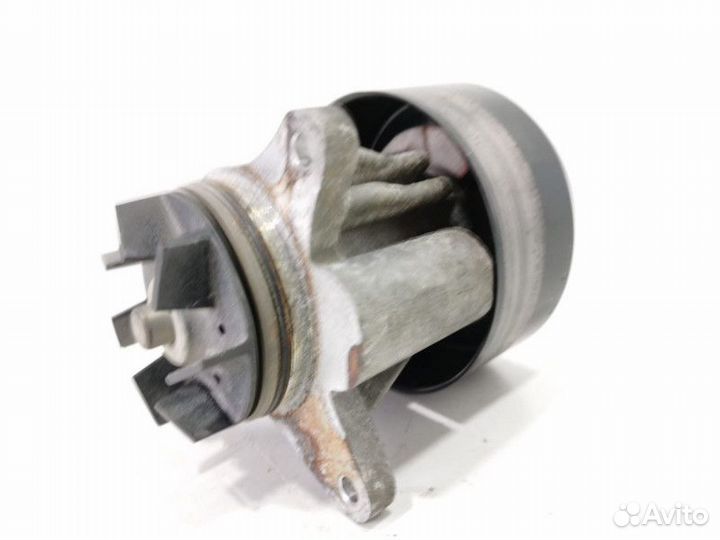 Водяная помпа Land Rover Range Rover Sport 2 2017