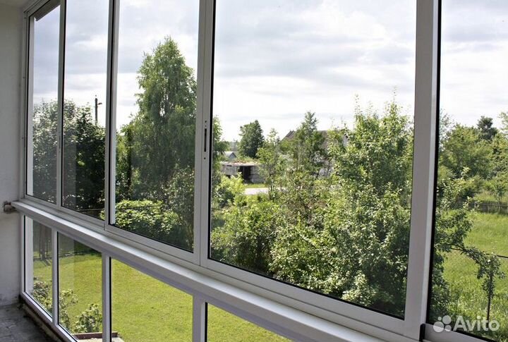 Остекление балкона 3050 на 1420 пластиковое