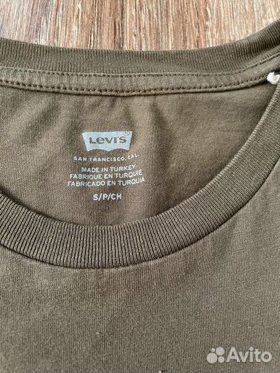 Футболка levis