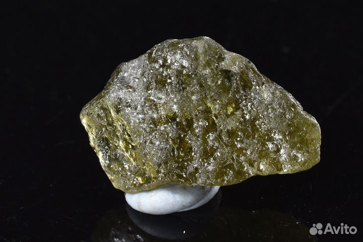 Прозрачный гранат (гроссуляр). Лот №562