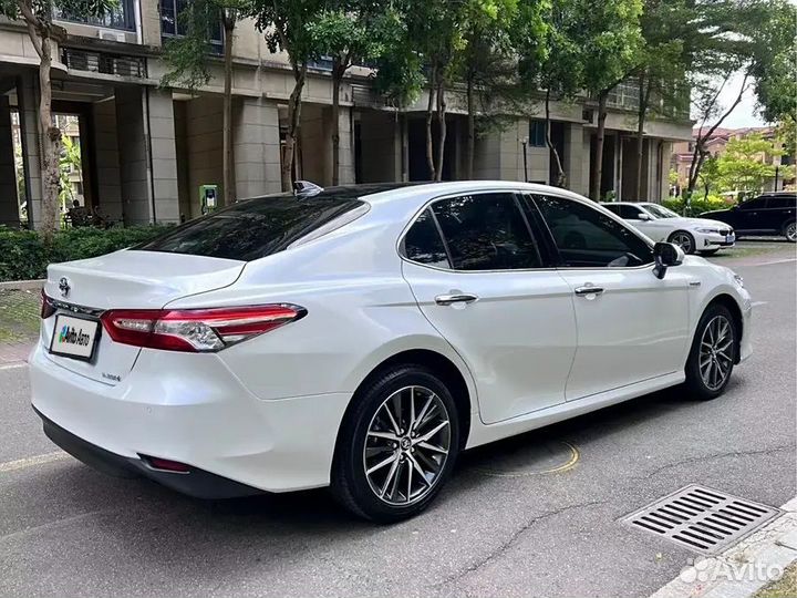 Toyota Camry 2.5 CVT, 2022, 38 000 км