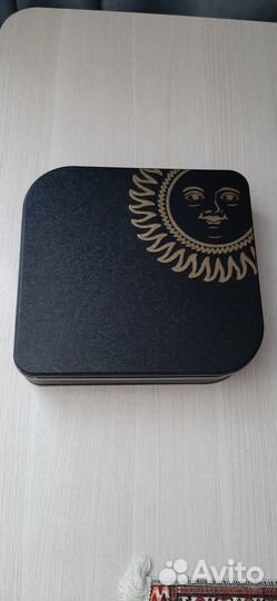 Жестяная коробка для печенья