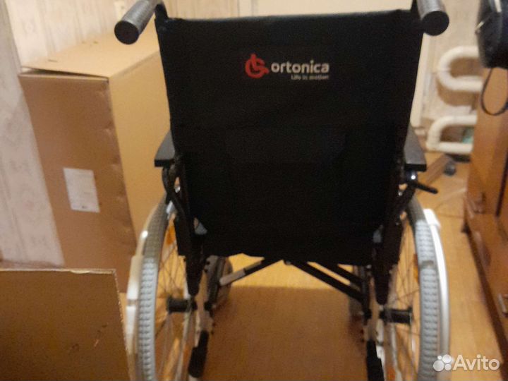 Кресло каляска инвалидная с ручным приводом