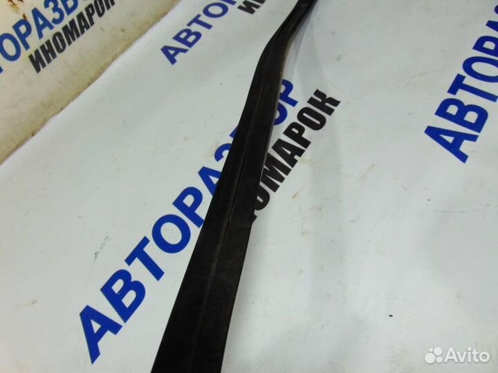 Уплотнитель багажника для Hyundai Solaris 1 2010