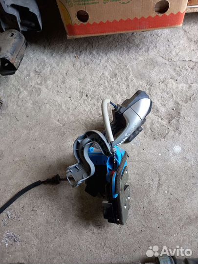 Kia ceed 2 jd замок двери