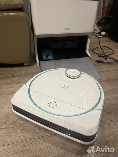 Робот пылесос hobot legee d8
