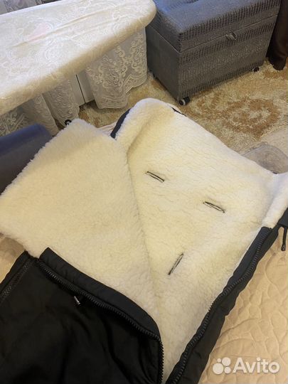 Зимний конверт в прогулочную коляску