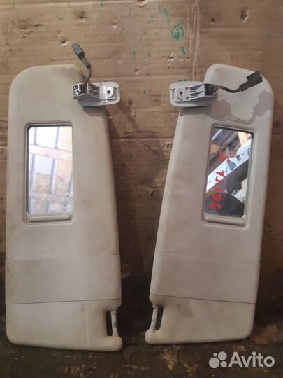 Козырек солнцезащитный левый правый комплект Volks