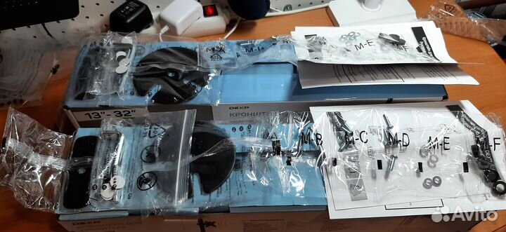 Кронштейн для монитора dexp MM32-C01