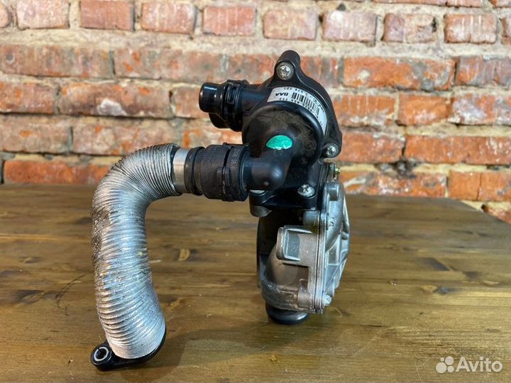 Помпа Bmw 3 E90 N46B20 VA2.0 2009 Rest