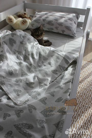 Детская кровать с бортом