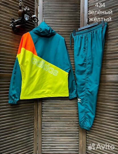 Мужской спортивный костюм Adidas