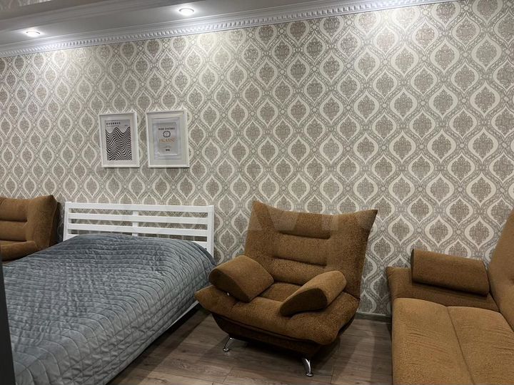 2-к. квартира, 52 м², 3/25 эт.