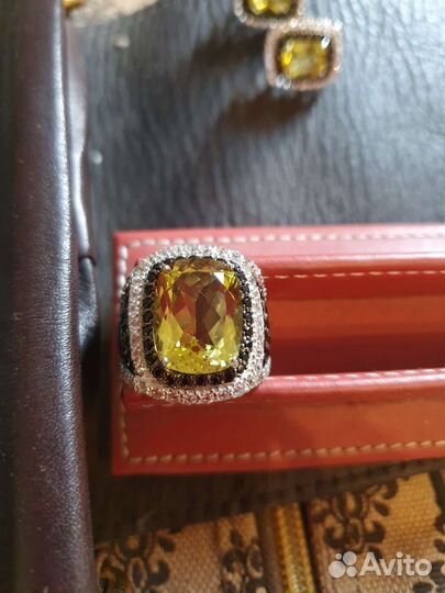 Серебряный комплект кольцо и серьги