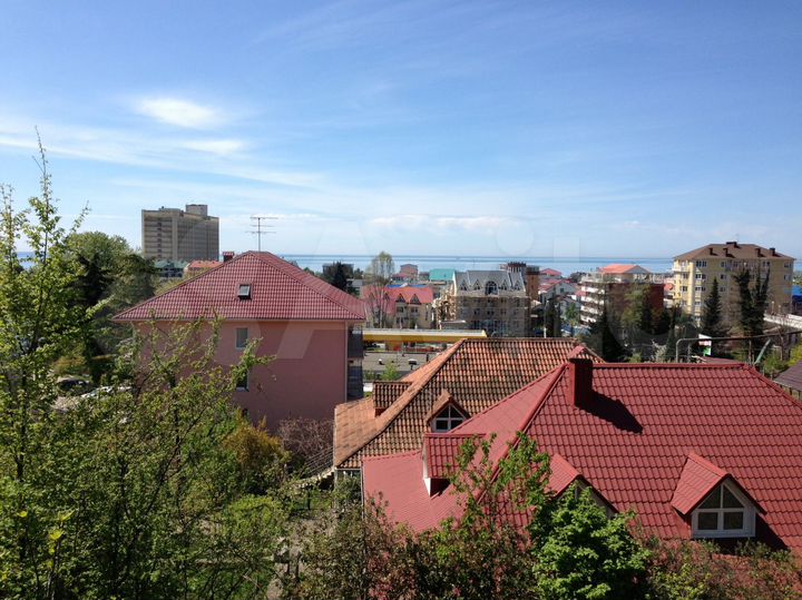 Комната 25 м², 1/3 эт.