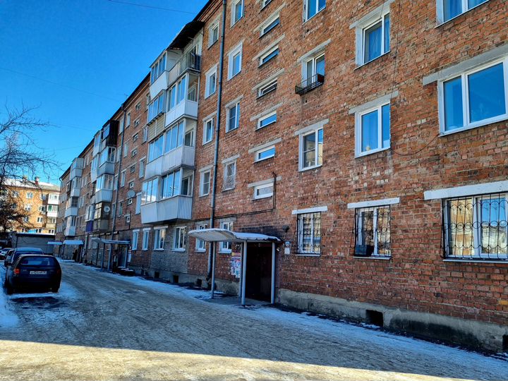 3-к. квартира, 60 м², 4/5 эт.